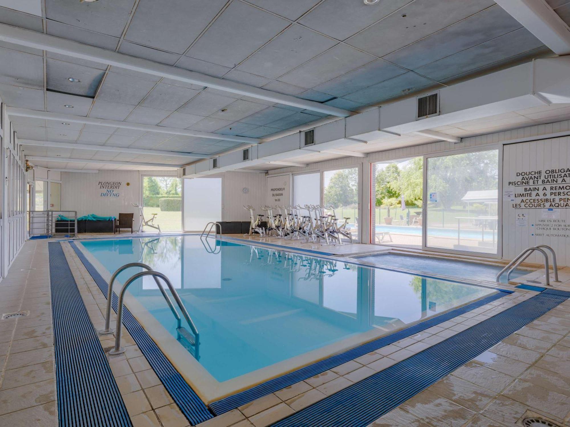 Mercure Lyon Est Villefontaine Bagian luar foto