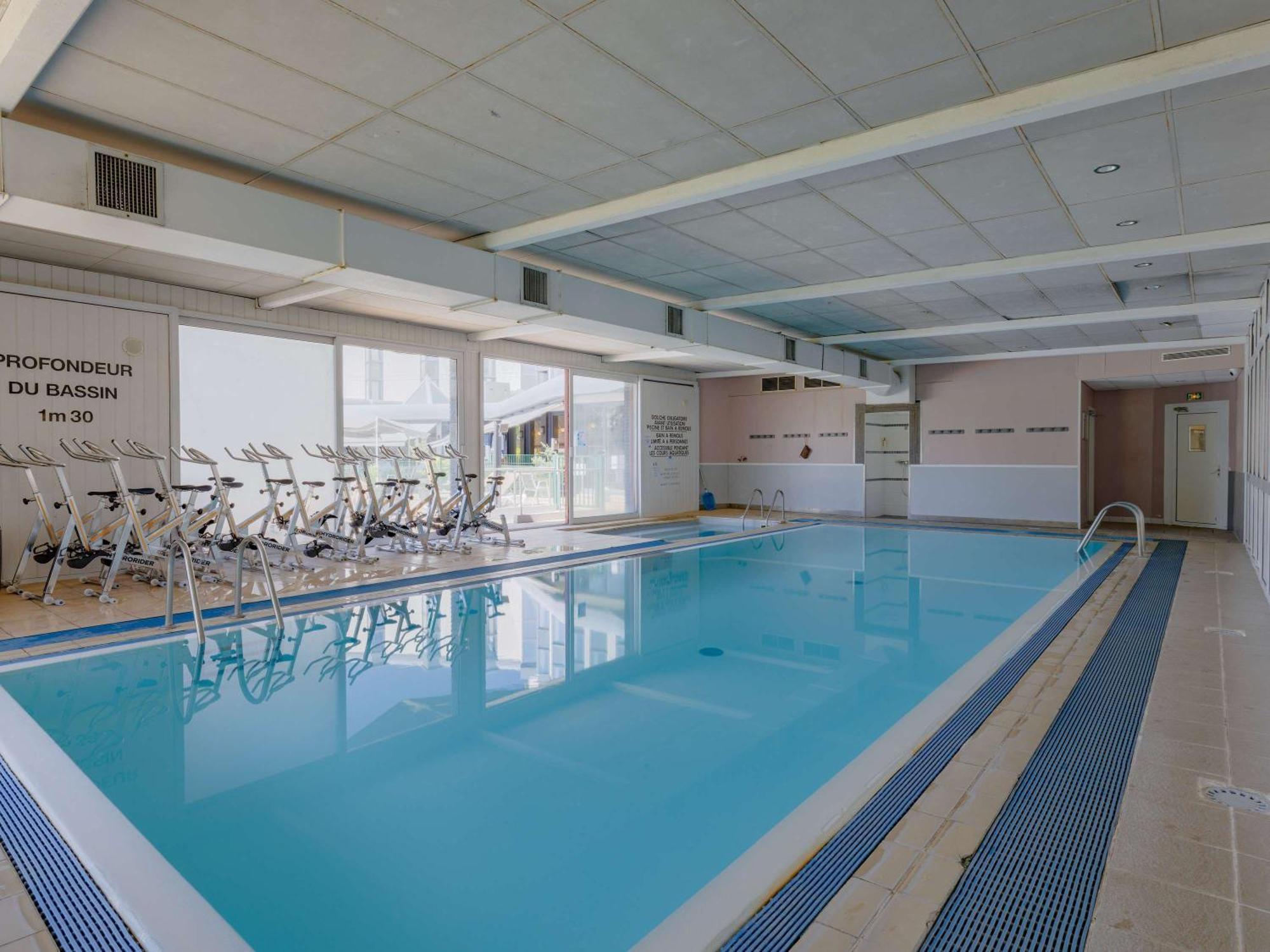 Mercure Lyon Est Villefontaine Bagian luar foto