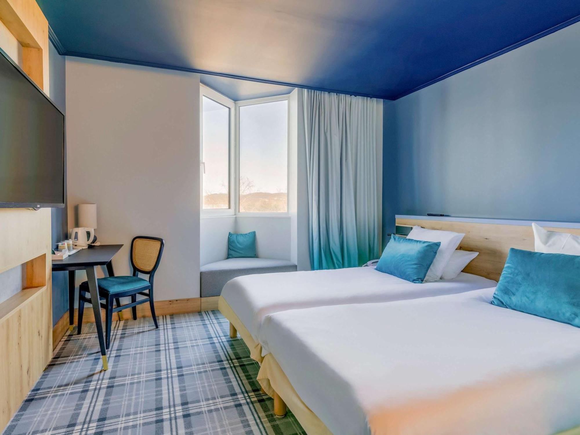 Mercure Lyon Est Villefontaine Bagian luar foto